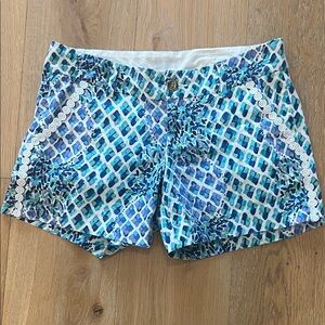 Lilly Pulitzer Blue Geometric Women's Shorts
